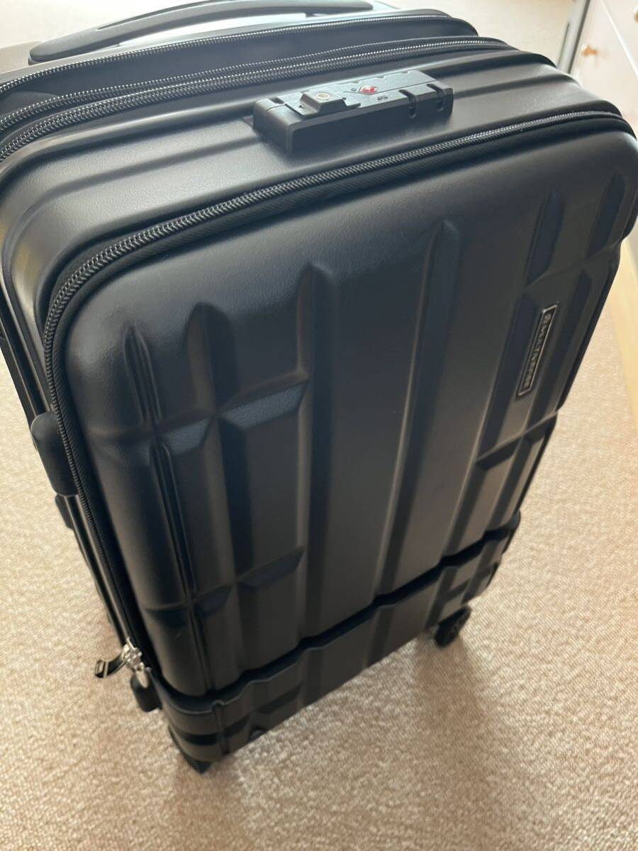 スーツケース キャリーバッグ キャリーケース フロストブラック　32リッター　機内持ち込み　TSA_画像1