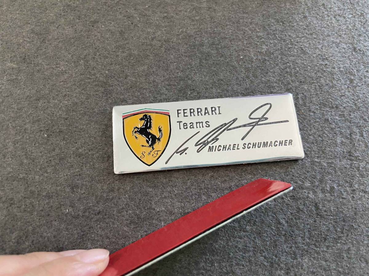 フェラーリ Ferrari★8*3CM★ カーステッカー エンブレム プレート アルミ製 フェンダーバッジ シール 傷を隠す 2枚セット 512番の画像5