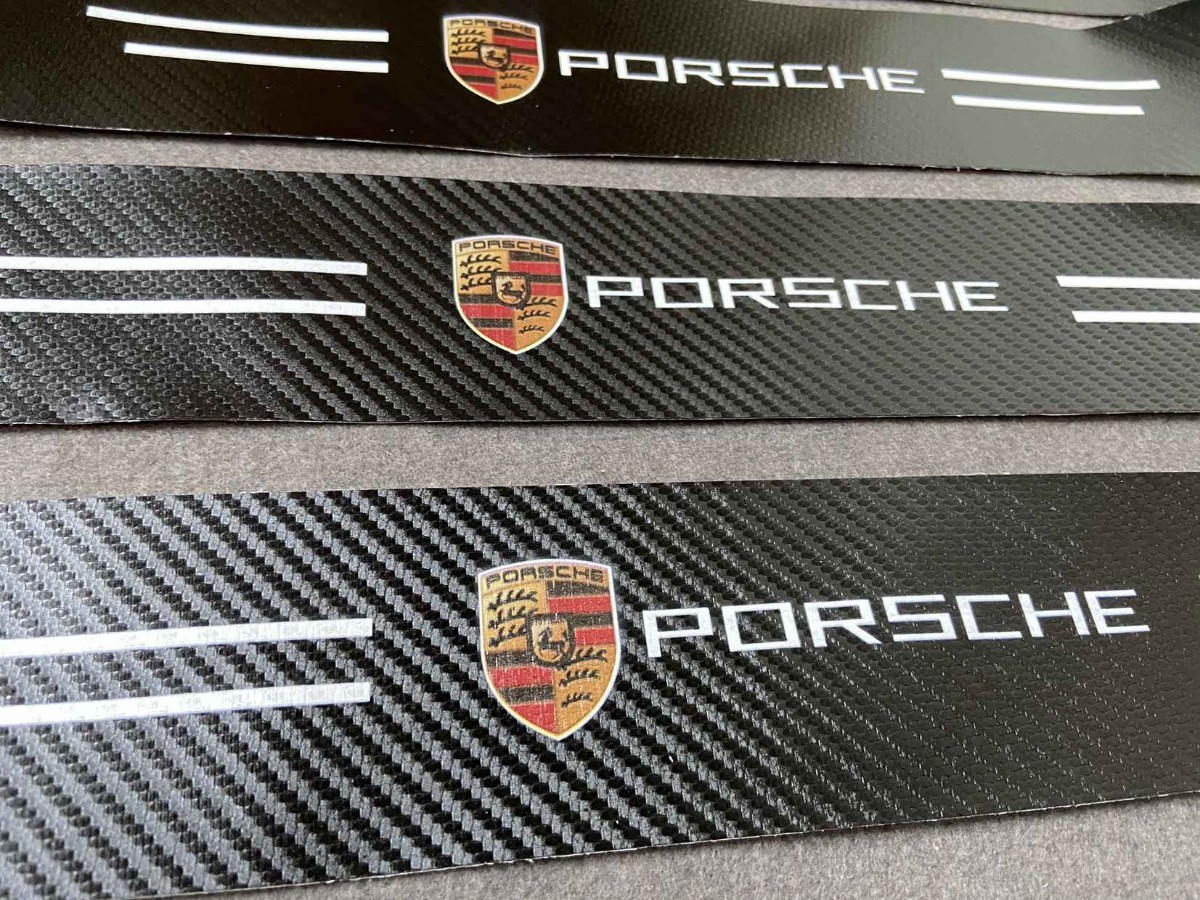 ポルシェ PORSCHE 車用ドア敷居プレートプロテクター　フロント/リアドア敷居　ソフトラバー 4個セット 送料無料 08番_画像2