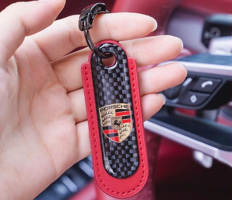  Porsche PORSCHE красный карбоновый брелок для ключа натуральная кожа автомобиль цепочка для ключей автомобиль ключ бирка подвеска высококлассный кольцо для ключей вне .. Lynn 