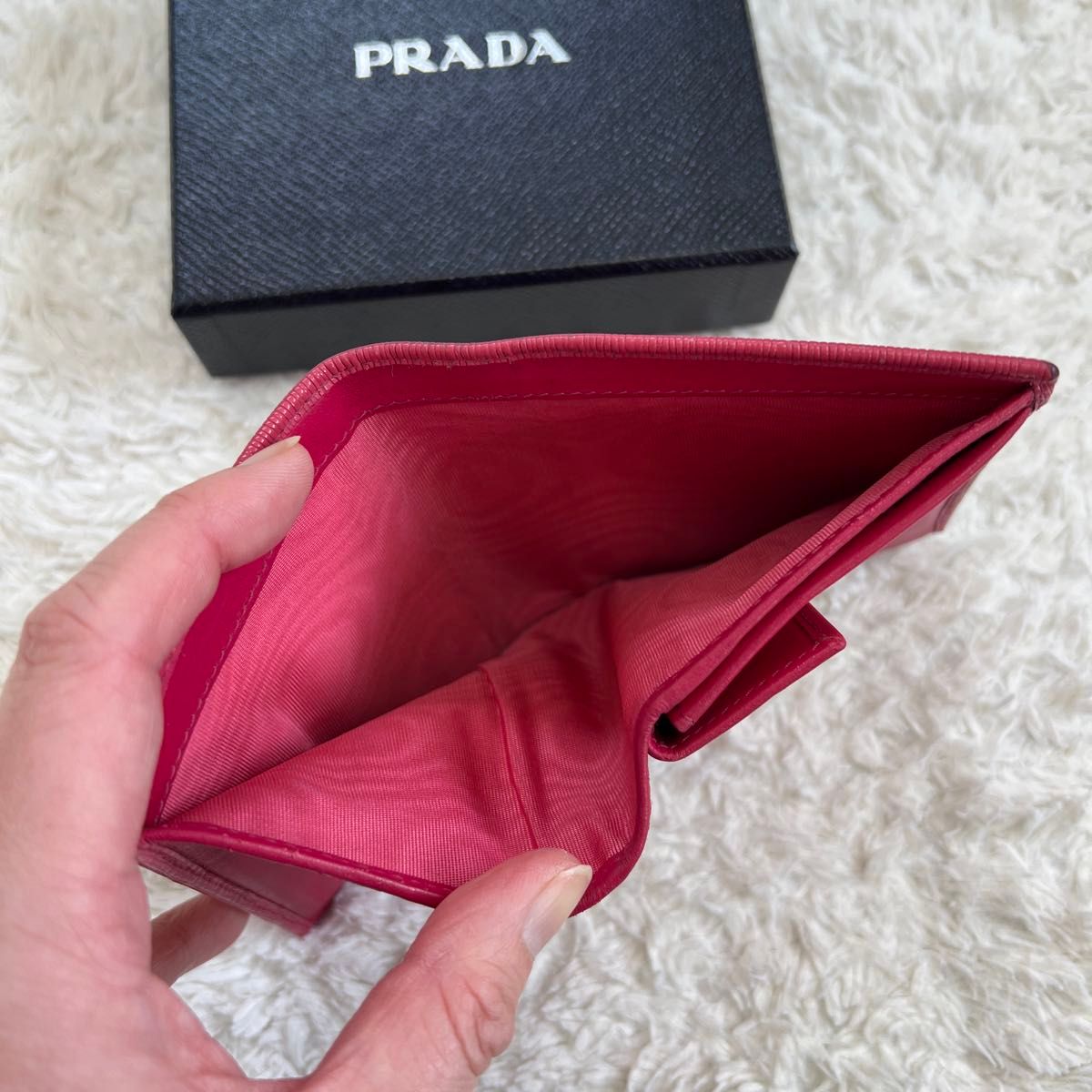 PRADA プラダ サフィアーノレザー 二つ折り財布 財布 ピンク系