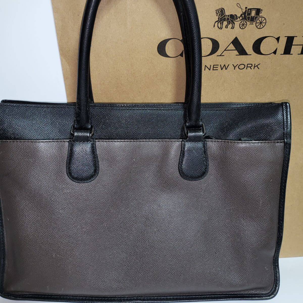 概ね美品//COACH コーチ//エンバシー ブリーフ カラーブロック レザー　バイカラー　ブラックxモカブラウン　価格108,000円_画像6