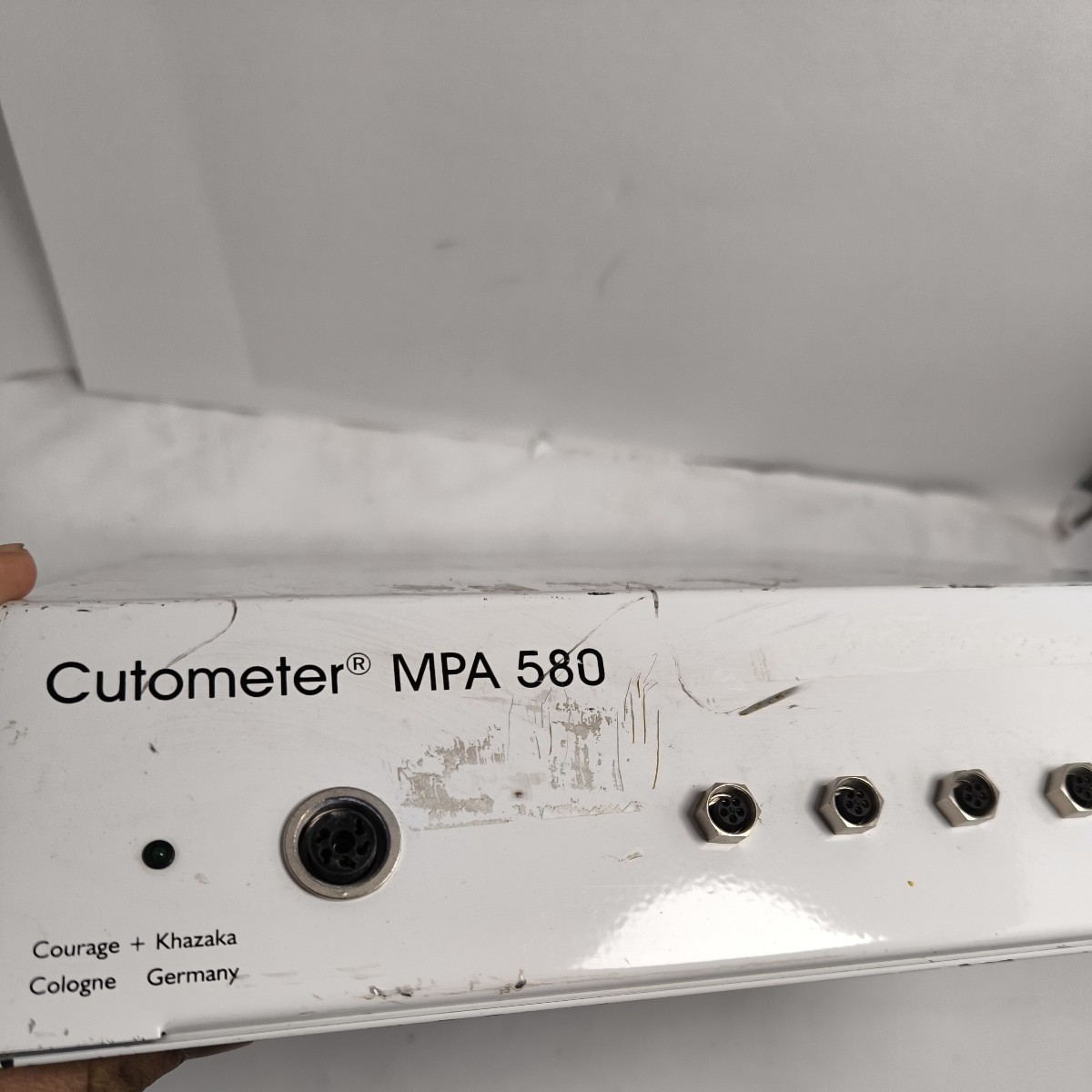 [2FX26]Cutometer MPA 580 integral кожа ... измерительный прибор? текущее состояние корпус только Junk лот 