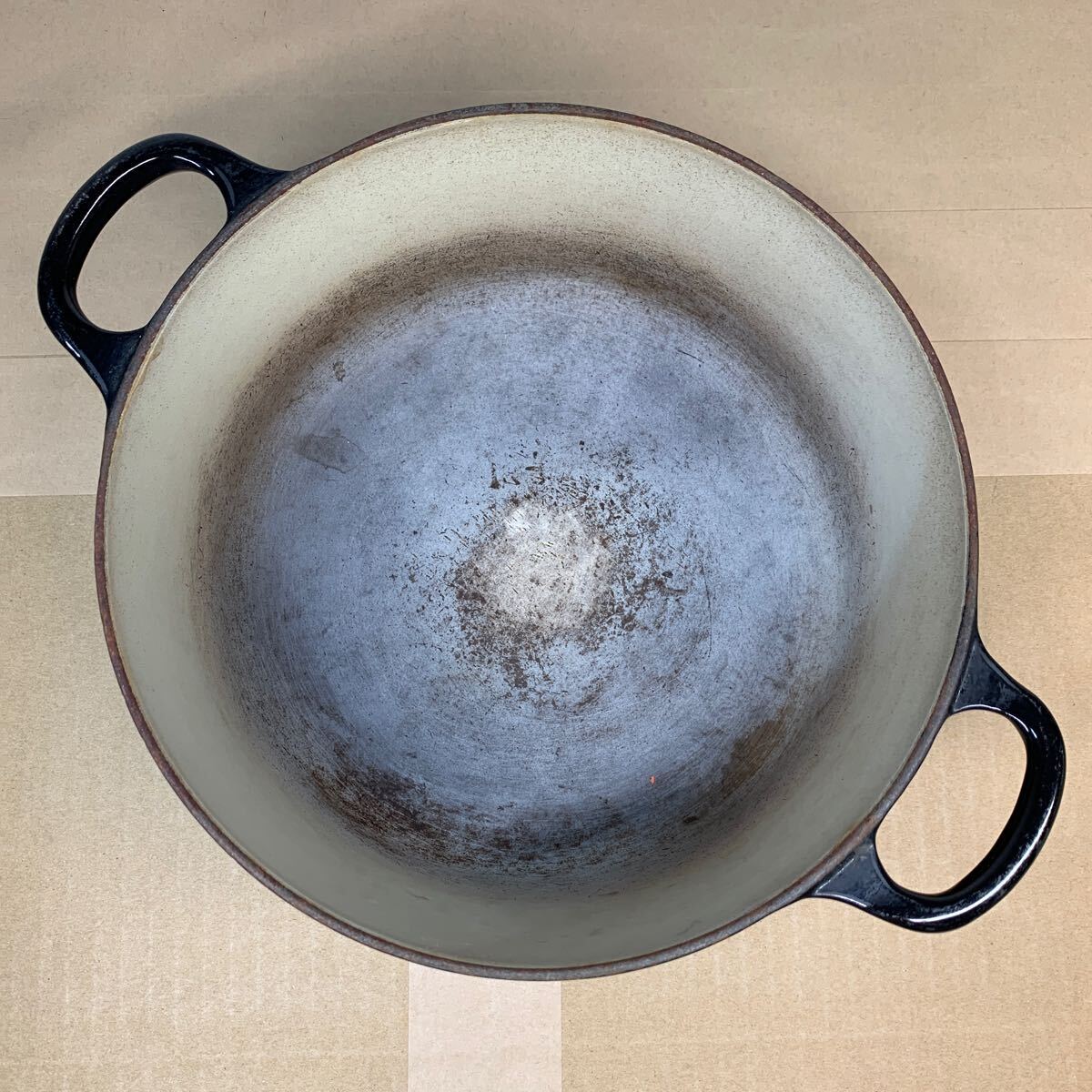 LE CREUSET ルクルーゼ 両手鍋 鍋 ココットロンド 22cm ブラック 調理器具 中古品 の画像7