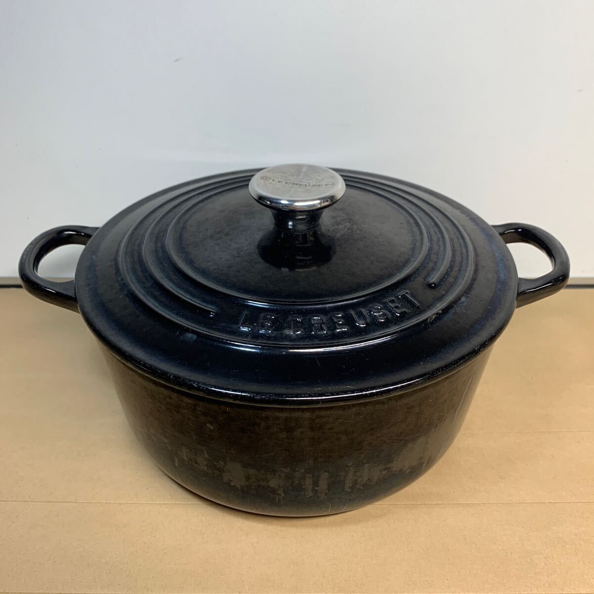 LE CREUSET ルクルーゼ 両手鍋 鍋 ココットロンド 22cm ブラック 調理器具 中古品 の画像2
