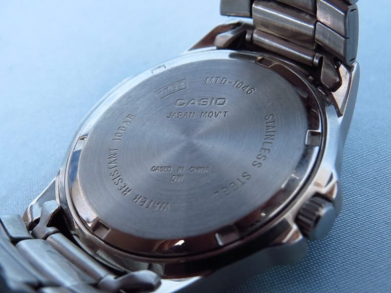 ◆ CASIO MTD-1046 カシオ クォーツ腕時計 ◆_画像4