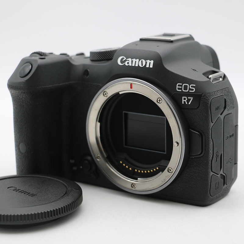 美品 CANON キャノン EOS R7 ボディ ミラーレスカメラ_画像1