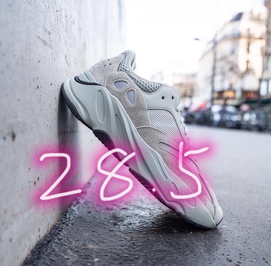 28.5。YEEZY BOOST 700 SALT_画像1