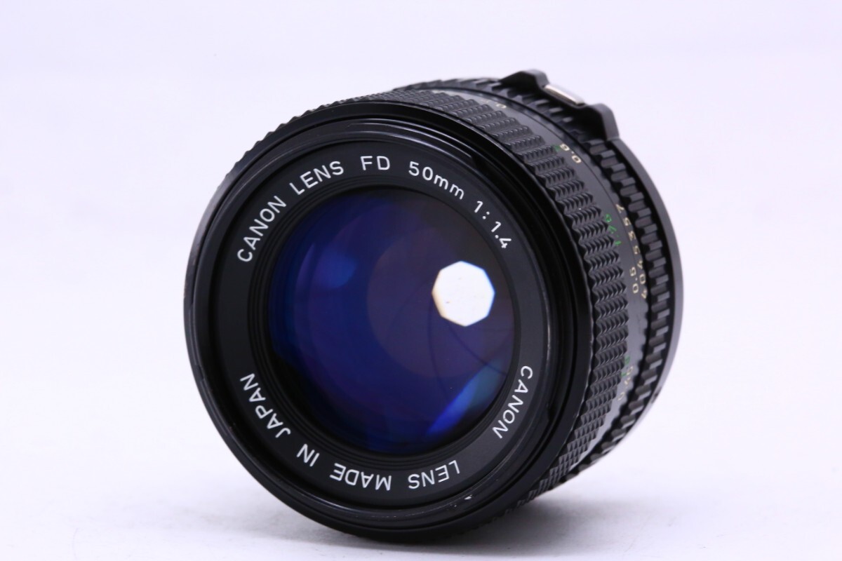 【特上美品】Canon New F-1 AEファインダー + New FD 50mm F1.4 MF一眼レフ フイルムカメラ_画像8