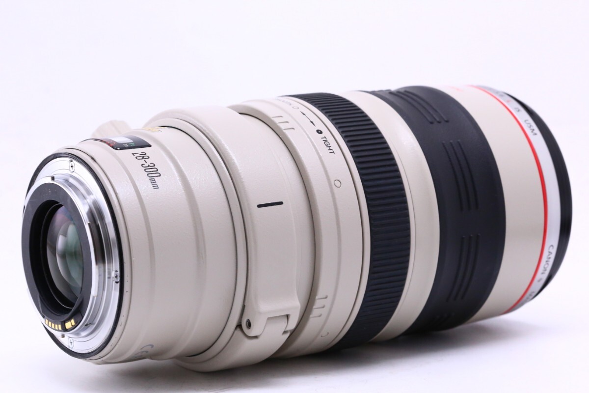 【極上美品】キヤノン Canon EF 28-300mm F3.5-5.6 L IS USM #12248の画像5