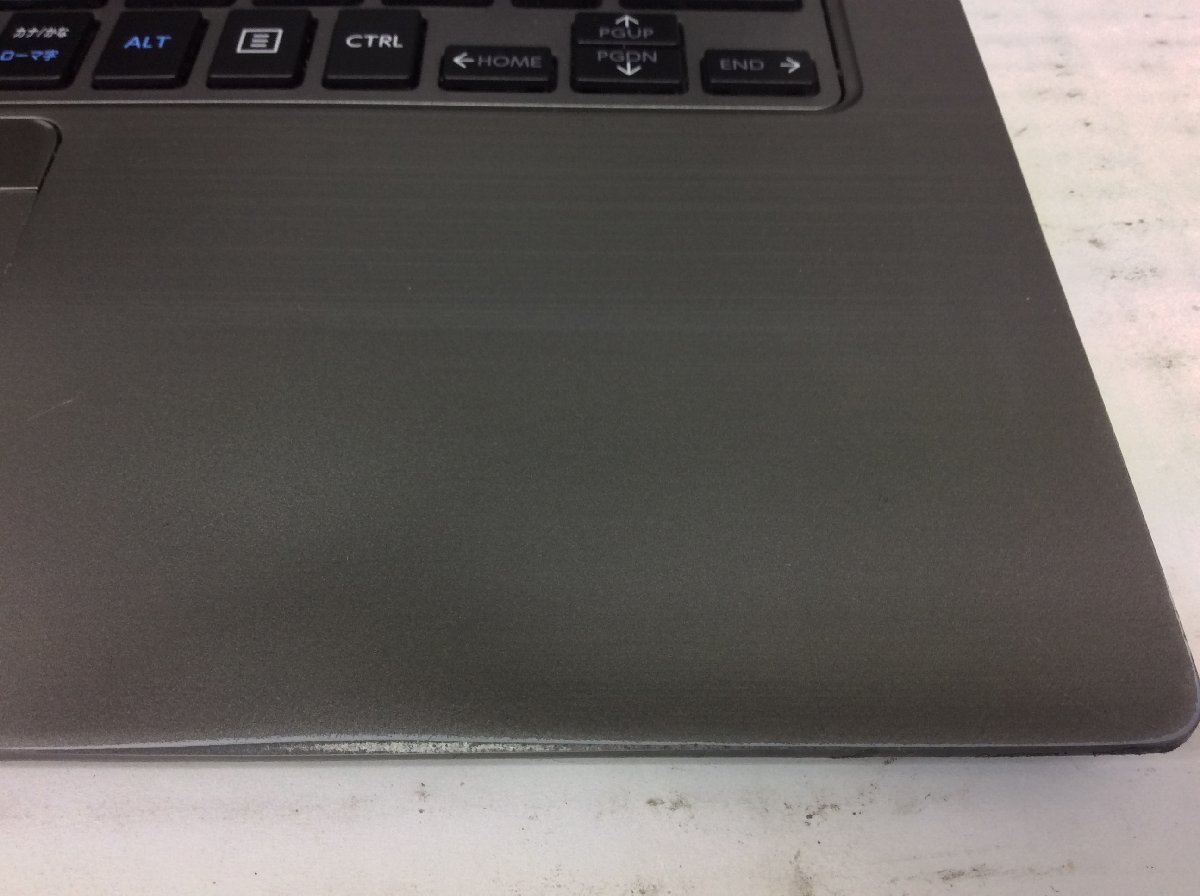 ジャンク/ TOSHIBA dynabook R63/J PR63JTA4347AD11 Intel Core i5-8250U メモリ8.19GB SSD128.03GB 【G19930】_パームレストの右側に傷があります