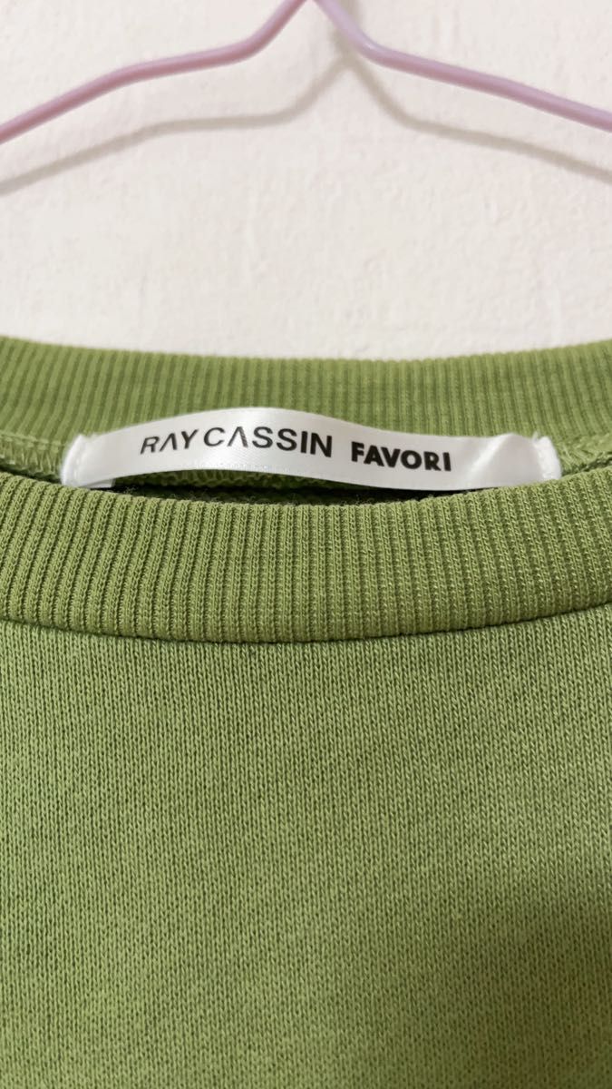 ray cassin favori サテン刺繍ウラケプルオーバー　 トレーナー スウェット