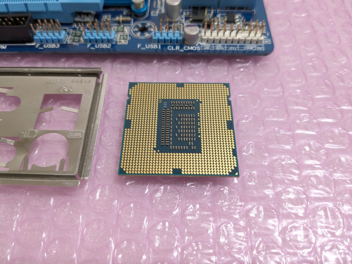 #Gigabyte GA-Z77M-D3H-MVP Intel Core i7 3770 motherboard CPU set LGA1155 DDR3 original work PC