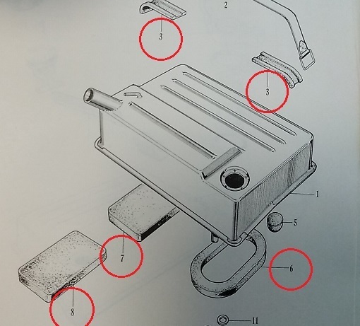 ■ホンダ S800 燃料タンククッション 純正部品 5点　新品_画像7