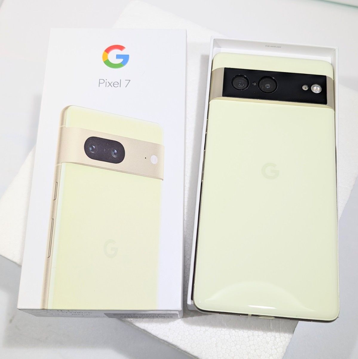 【極美品】Pixel 7 Lemongrass 6.3インチ メモリー8GB ストレージ128GB レモングラス　UQ