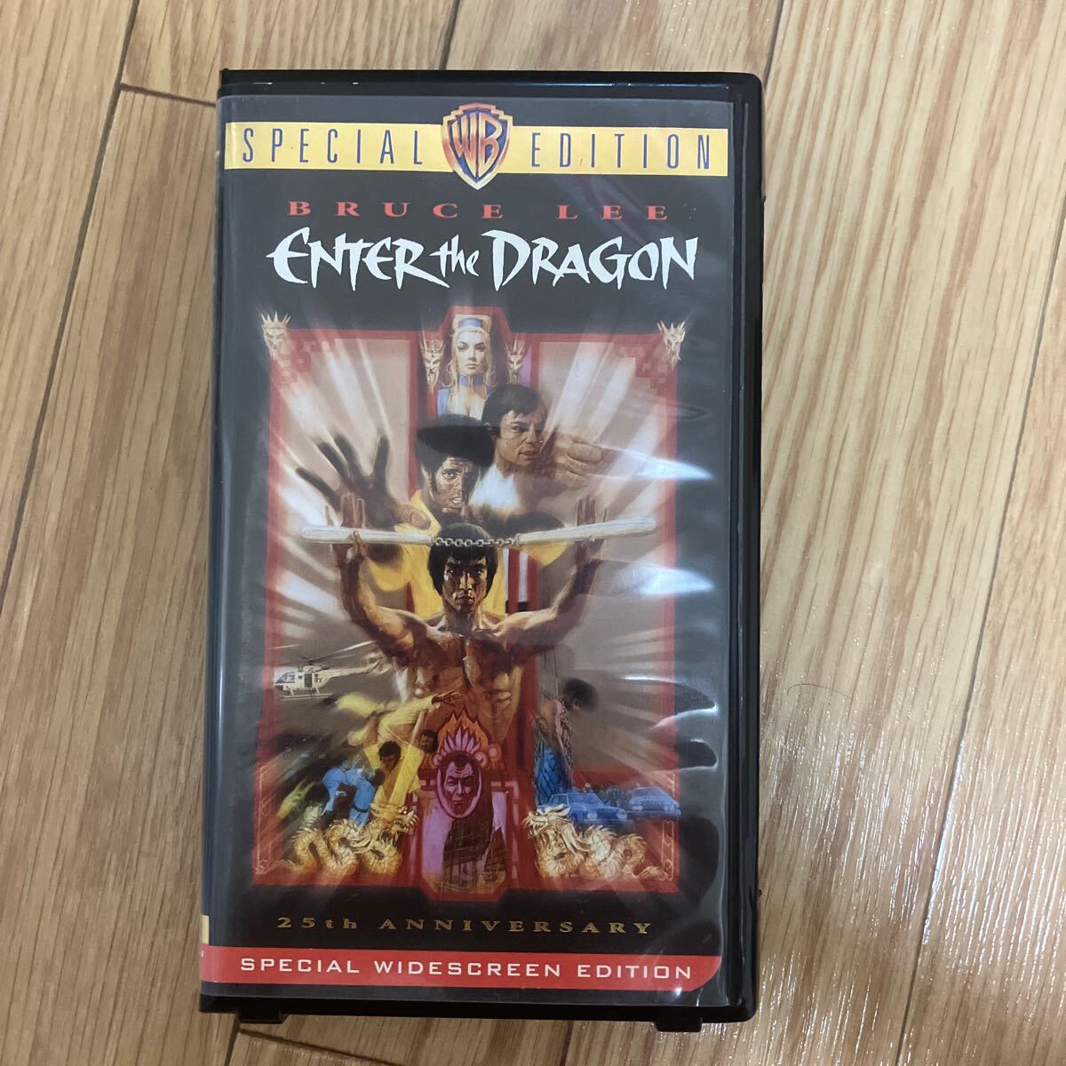 ブルースリー映画 燃えよドラゴン VHS 海外版の画像1