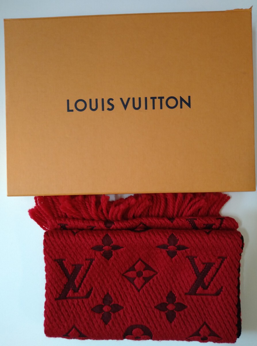 ルイヴィトン モノグラム マフラー　エシャルプロゴマニア　ウール赤　LOUIS VUITTON MR0198箱付き