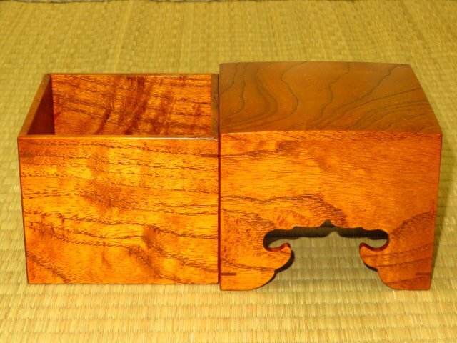 ^ pine . Kiyoshi . work island mulberry . lacquer finish four .. shogi piece box ^ paper box attaching / new goods 