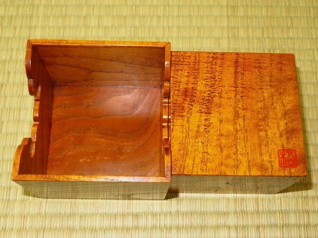 ^ pine . Kiyoshi . work island mulberry . lacquer finish four .. shogi piece box ^ paper box attaching / new goods 