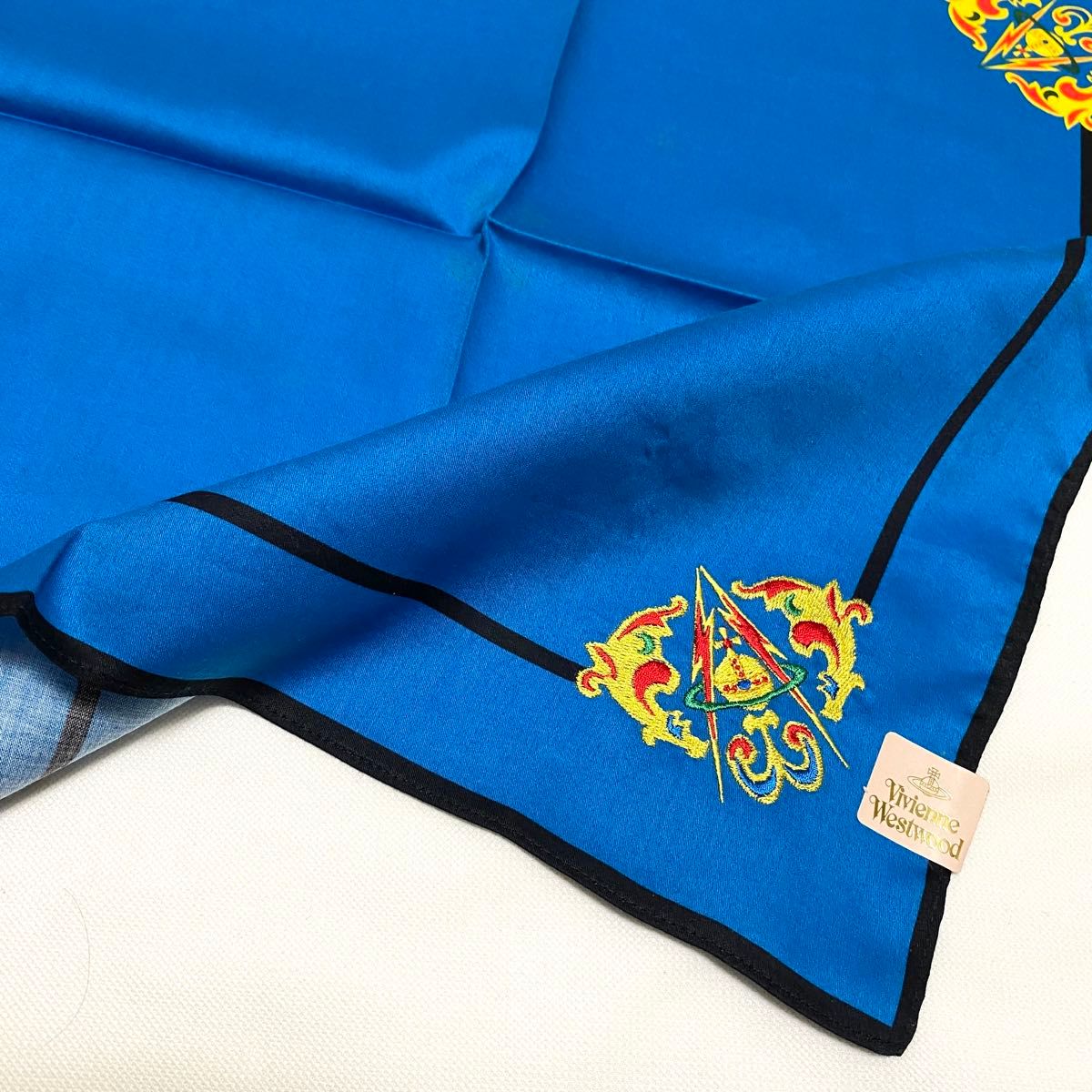 Vivienne Westwood ヴィヴィアン・ウエストウッド ギャラクシーオーブ ハンカチ 青 ブルー系 刺繍 ORB 