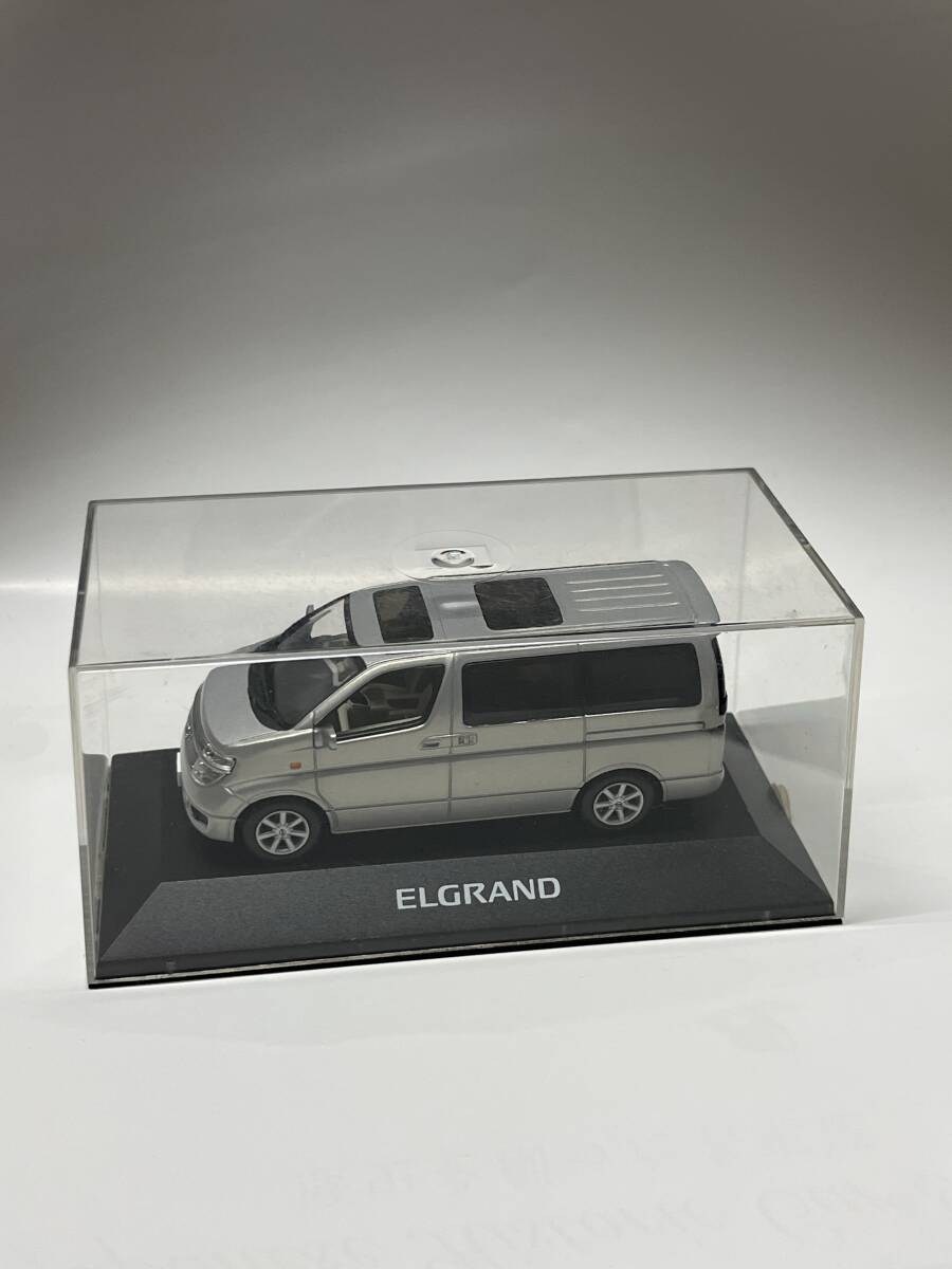 ②●日産 E51 エルグランド ●ニッサン・ディラー成約記念非売品1/43 全長110mm シルバーの画像9