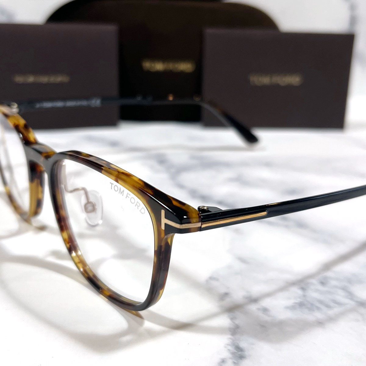 ★1円スタート★ 正規品 トムフォード TOMFORD TF5594 FT5594 056 鼈甲 サングラス メガネ 眼鏡_画像2