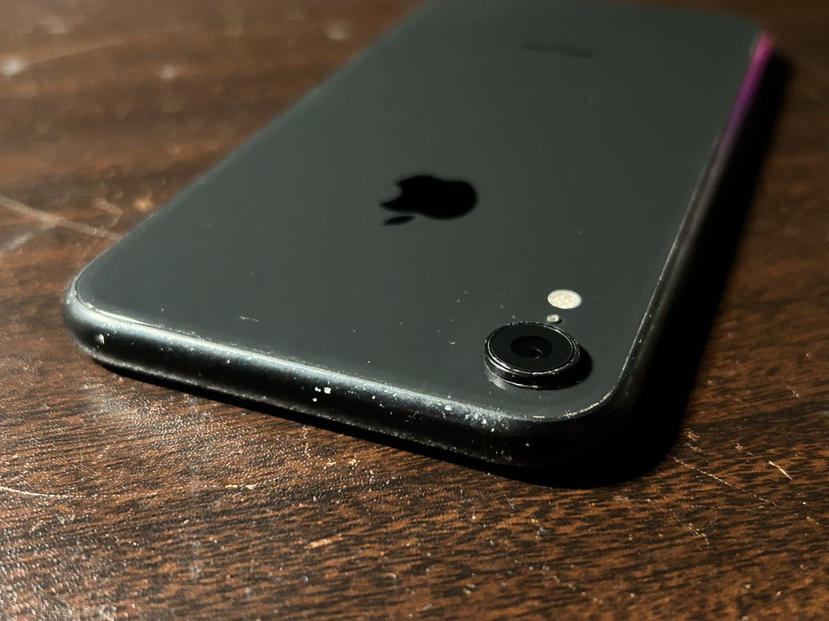 Apple SIMフリー iPhoneXr ブラック 64GB SIMロック解除済み 格安SIM 対応！ 白ロム 利用制限○ クリーニング済み XR ロック解除済み 88%_画像4