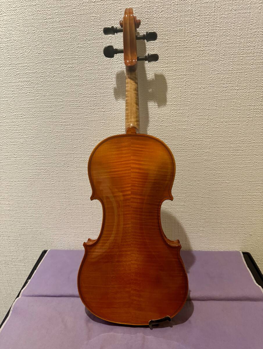 ヴァイオリン　チェコ製4/4 メンテナンス済　弓、肩当て、ケース付き_画像3