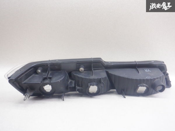【破損無し！】ダイハツ純正 S321V S331V ハイゼット カーゴ 後期 LED テールランプ 右 右側 運転席側 KOITO 220-6906C 棚2N15の画像7