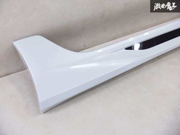 [ unused ] MODELLISTA Modellista ZVW52 Prius PHV side step side skirt right right side driver`s seat side D2611-50110 089 202 ZVW50 shelves 1L21