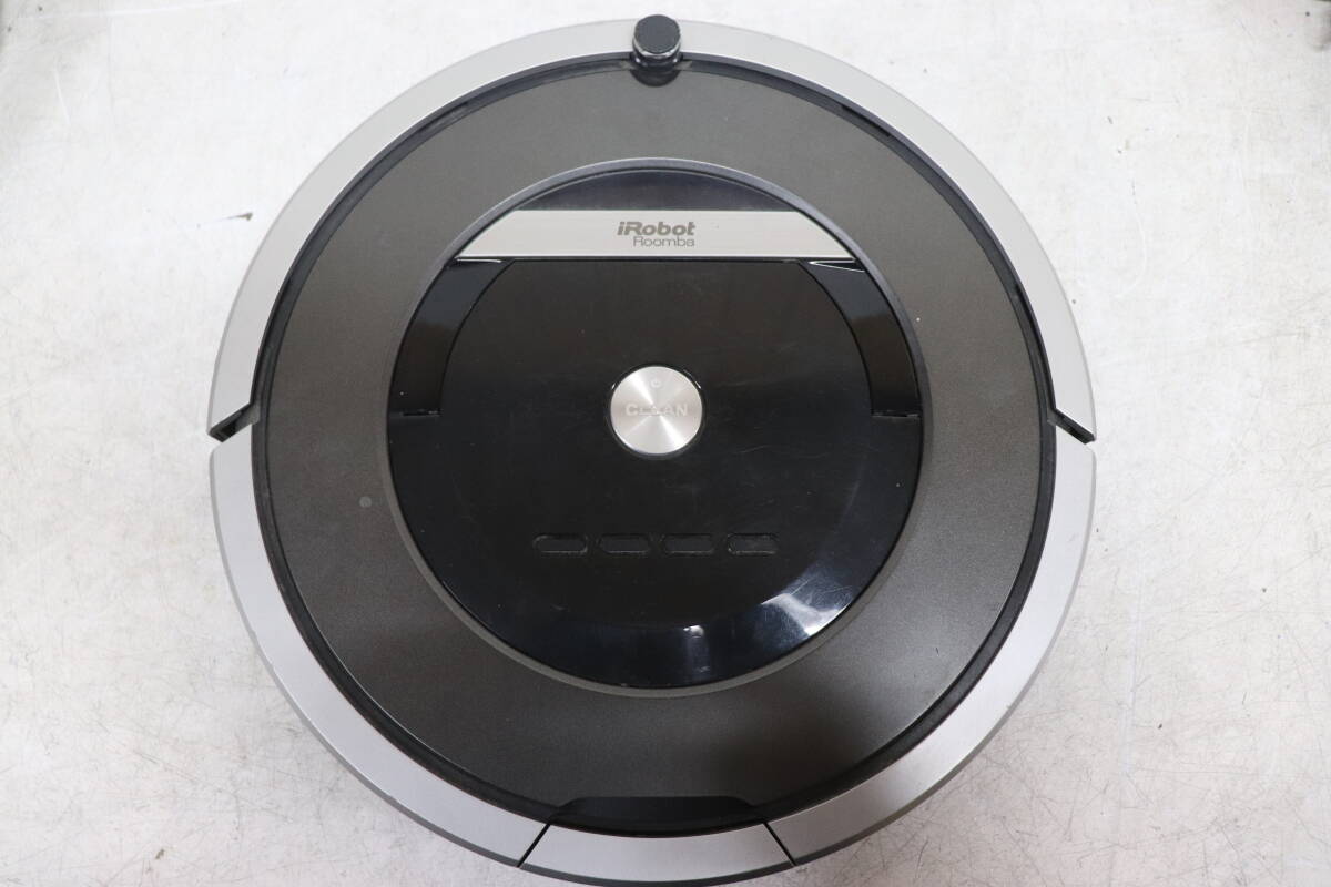 Y12/002 iRobot ロボット 掃除機 Roomba ルンバ 870/871 2台 セット 付属品大量 通電確認済み ジャンク_画像8