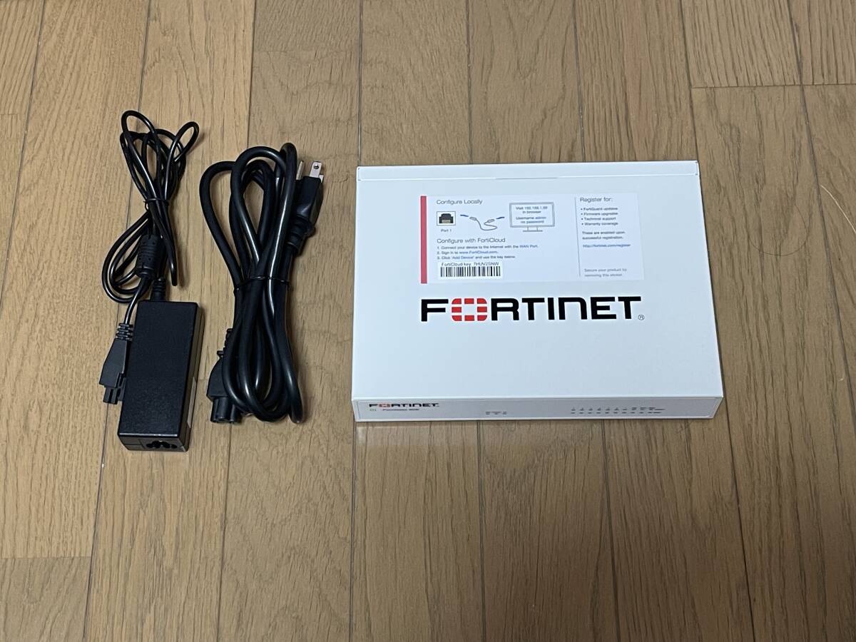 初期化済 　Fortinet フォーティネット Fortigate-60E FG-60E ファイアウォール ACアダプタ付属　_画像1