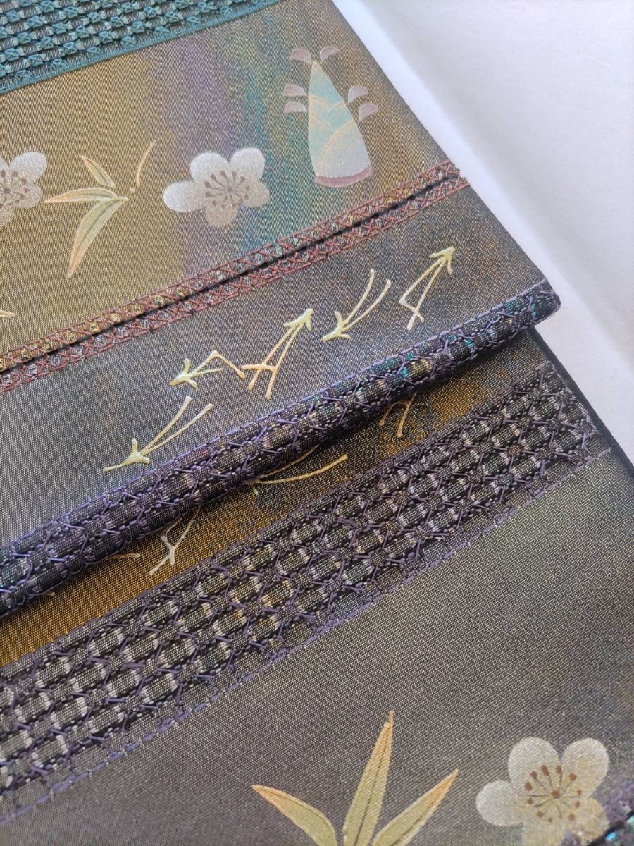 落札者から連絡が無かったので再出品です　工芸袋帯　金彩　総刺繍　作家物　未使用　自己紹介欄必読_画像6