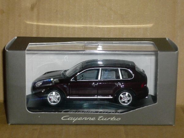 1/43 MINICHAMPS PORSCHE Cayenne turbo マルーン