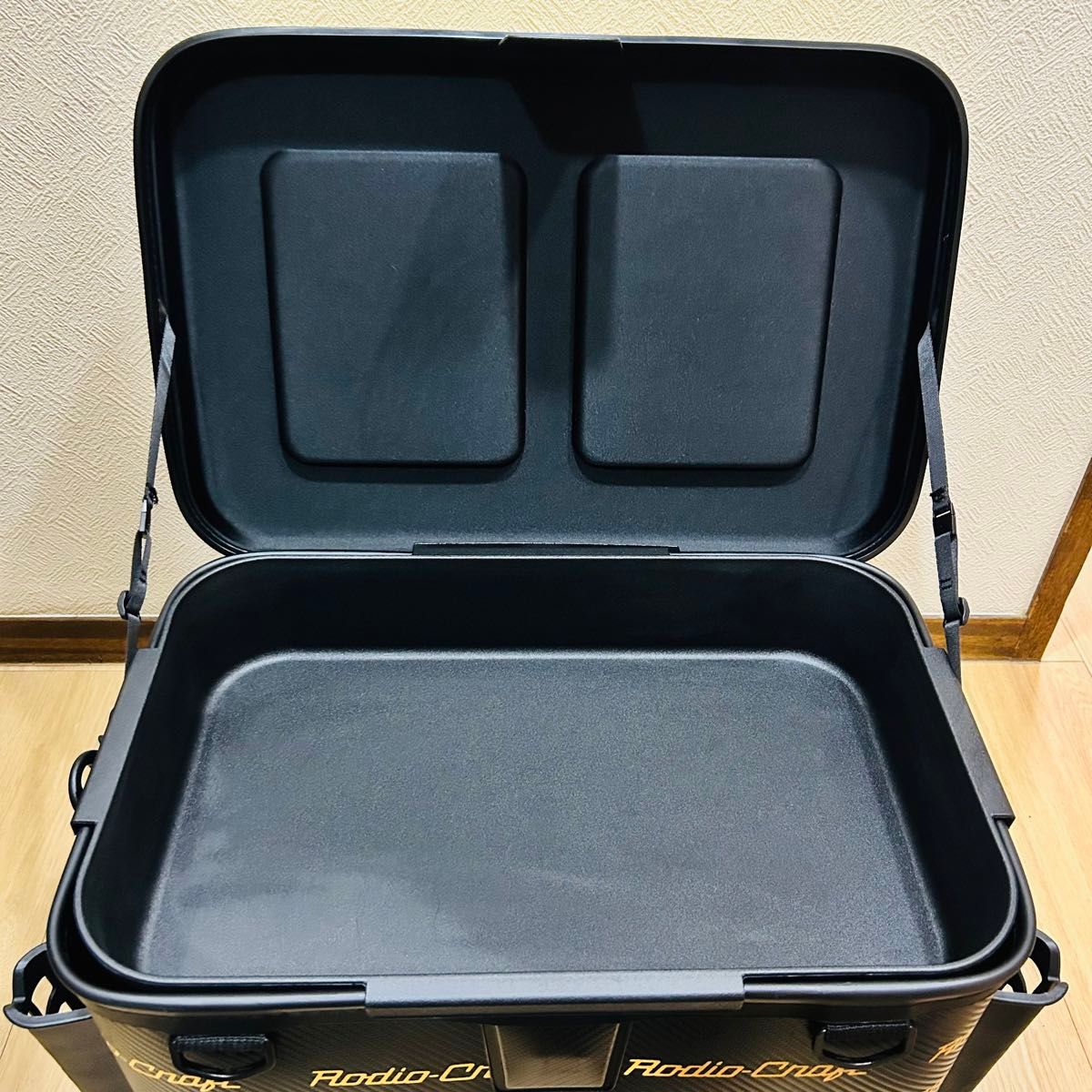 美品 ロデオクラフト RCカーボンタックルバッグ 45 エリア 美品 ロデオクラフト RCカーボンタックルバッグ 45 エリア