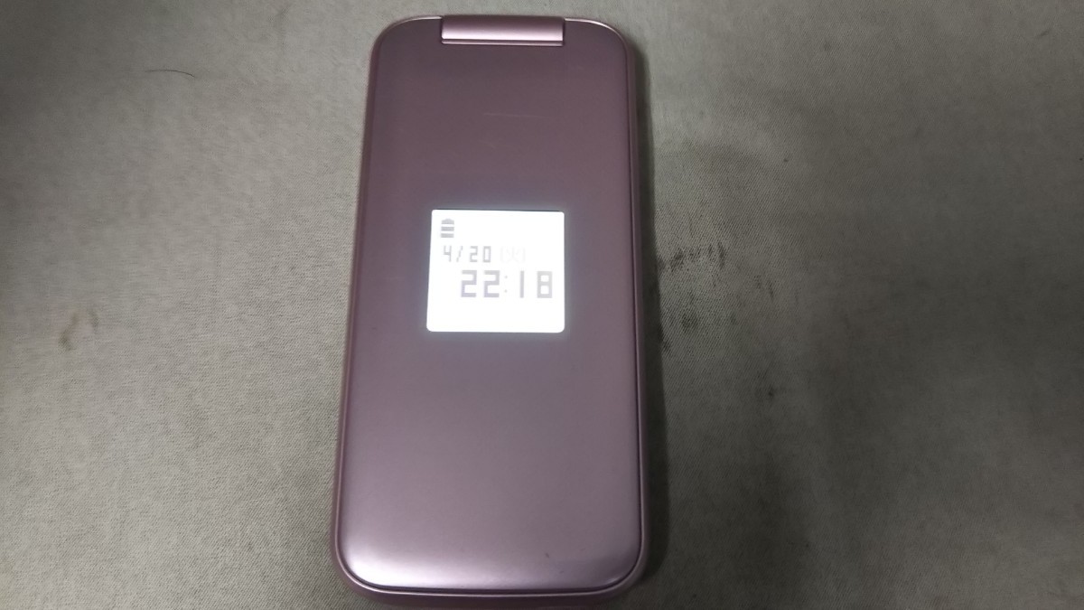 D4955 docomo SIMフリー らくらくホン F-01M FUJITSU 4Gガラホ 簡易確認＆簡易清掃＆初期化OK 判定○ WebにてSIMロック解除手続受付済み