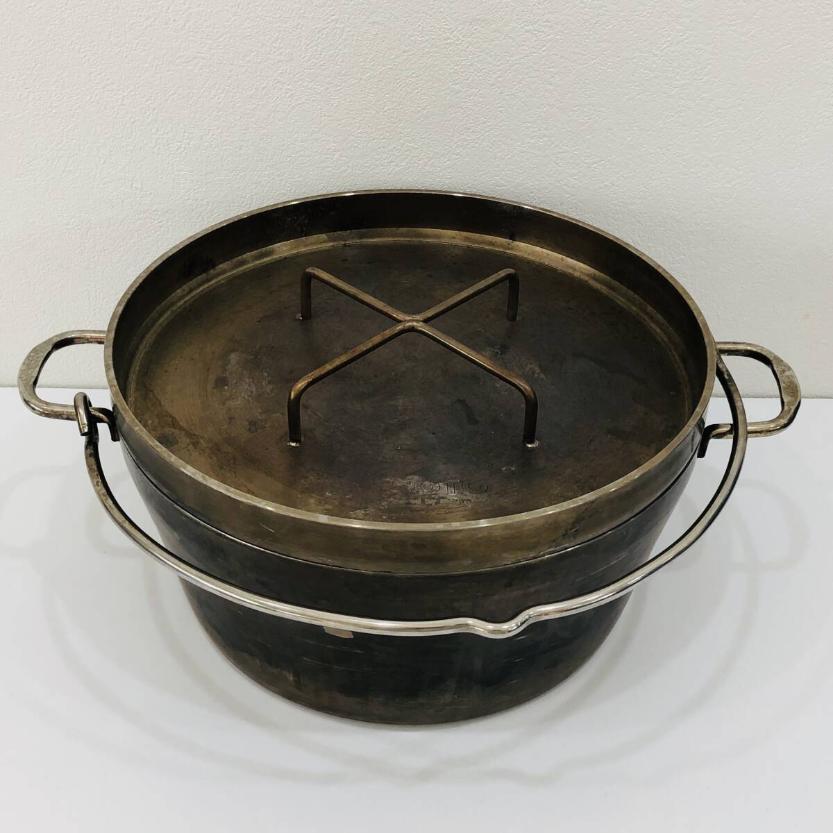 ●ソト ダッチオーブン SOTO 直径約30cm 両手鍋 キャンプ アウトドア用品 BBQ L1201の画像1
