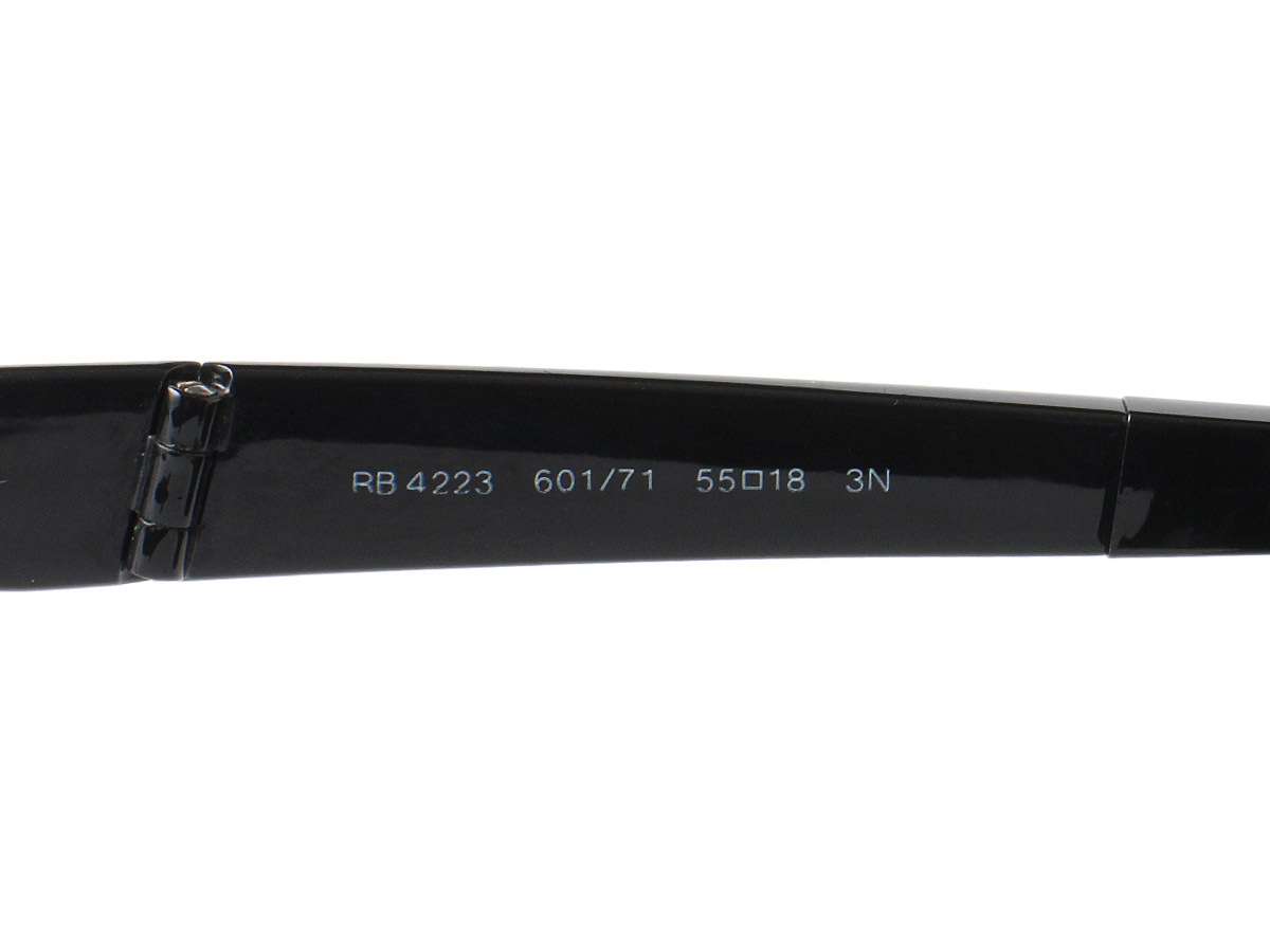 E16130 Ray-Ban レイバン 折りたたみ サングラス アイウェア ケース付き ブラック 黒 イタリア製 RB4223 601/71 ウェリントン_画像5