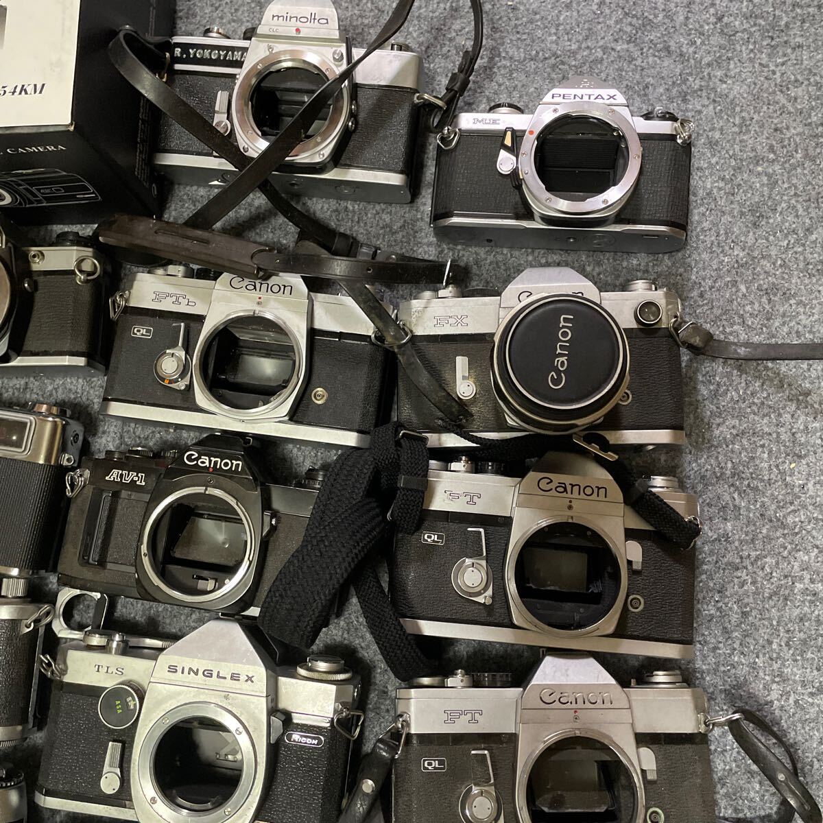 ジャンク まとめ 大量 フィルムカメラ レンジファインダー PETRI EXAKTA CANON A1330000の画像3