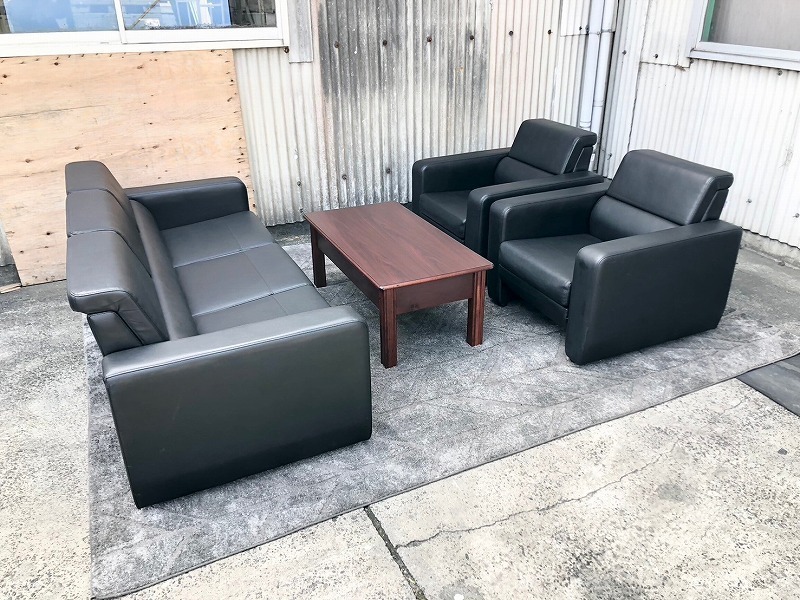 [ the US armed forces discharge goods ] reception 4 point set 3 seater . sofa ×1 legs /1 seater . sofa ×2 legs / table ×1 legs imitation leather sofa chair chair (220/E/F) BC27MM#24