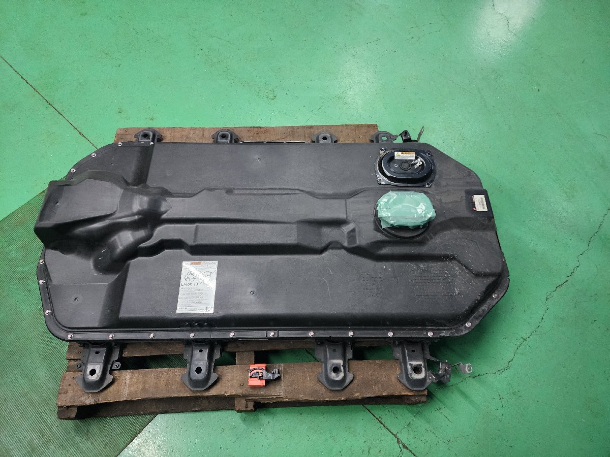 [ gome private person distribution un- possible ] used Mitsubishi Outlander PHEV GG2W HV battery 116,124. front accident car warning light junk 9450B294 ( shelves 2208-J110)