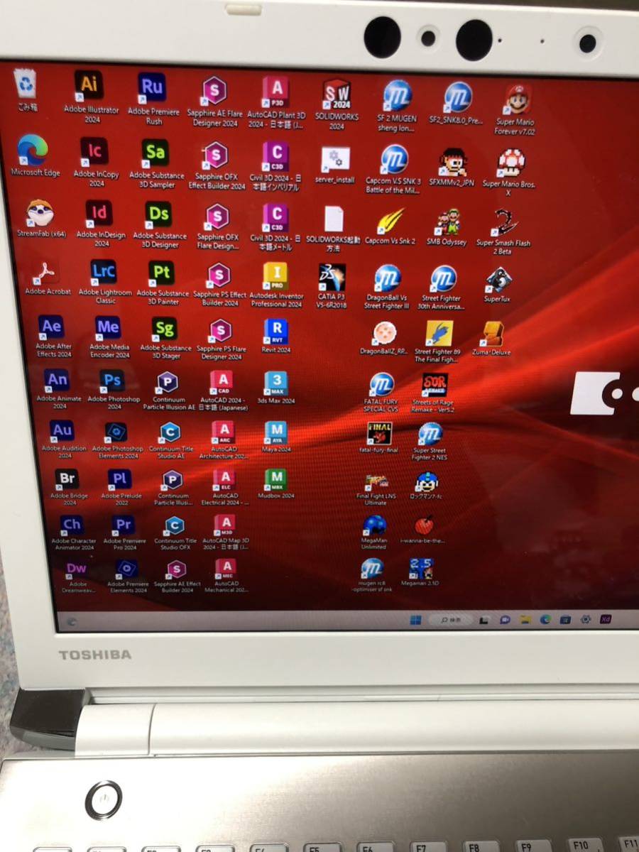 美品 ノートPC i7 15インチ SSD256G メモリ8G DVD Windows11/Adobe2024 AutoCAD2024 CATIA2018 solidworks2024 ゲーム StreamFabの画像2