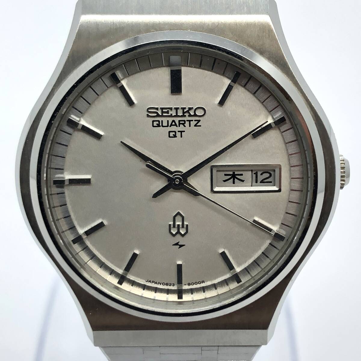 1円スタート SEIKO QUARTZ QT 0823-8000 セイコー クォーツ 稼働品 現状品 メンズ 時計 腕時計 #9336の画像2