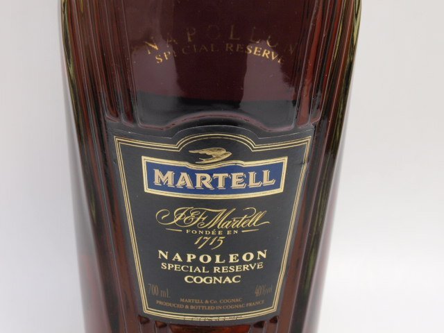 ★★Martell Napoleon マーテル ナポレオン スペシャルリザーブ 700ml/40% 箱付★Ao56の画像3