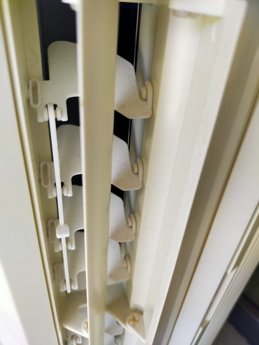 即納 トヨトミ 窓用エアコン クーラー   枠、リモコン 説明書 付 送料1800円 東京池袋 ルームエアコン ウインドエアコンの画像7