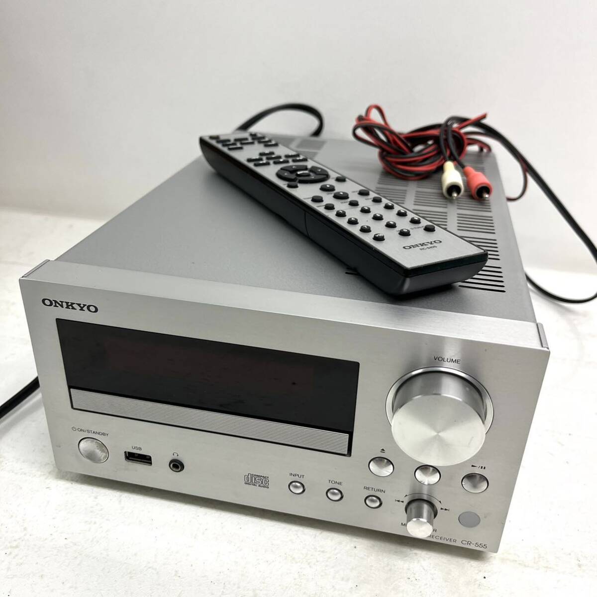 0320C6 ONKYO オンキョー CDレシーバー CR-555 CDデッキ AM / FM リモコン・説明書付き シルバー オーディオ機器 音楽機器 _画像1