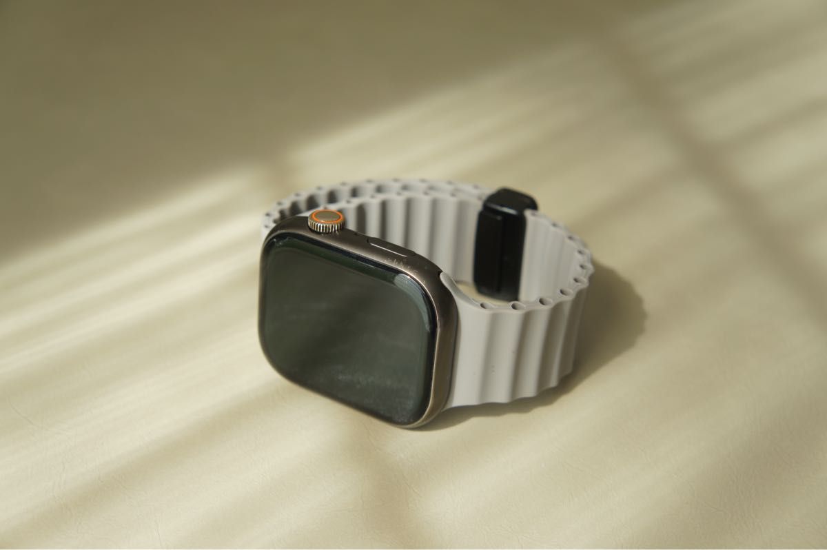 Apple Watch アップルウォッチ　AppleWatch ベルト　バンド　ケース　カバー　42 44 45 49 磁石