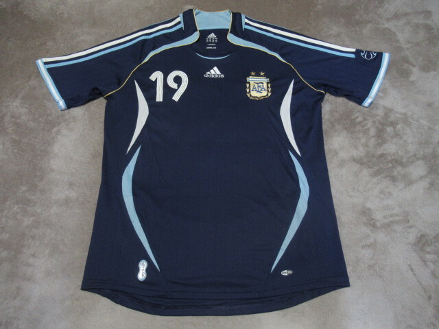 【正規品】 アルゼンチン代表 2006年 アウェイ用 半袖 Lサイズ タイ製 メッシ ドイツワールドカップ時_画像1