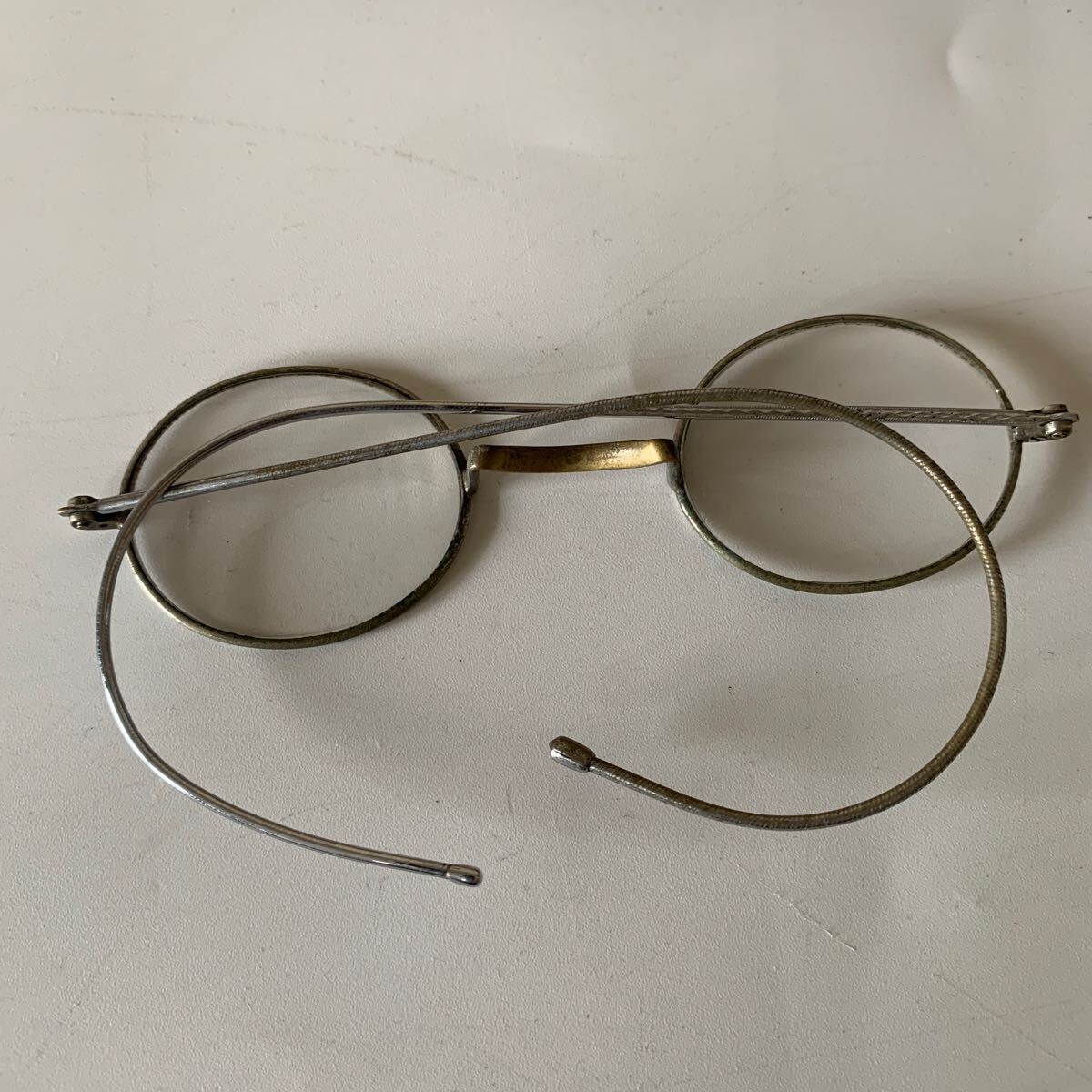 大正ロマン ヴィンテージ メガネフレーム 眼鏡 アンティーク 丸眼鏡 丸メガネ 昭和レトロ めがね 色付き眼鏡 色付き ケース付き セットの画像9