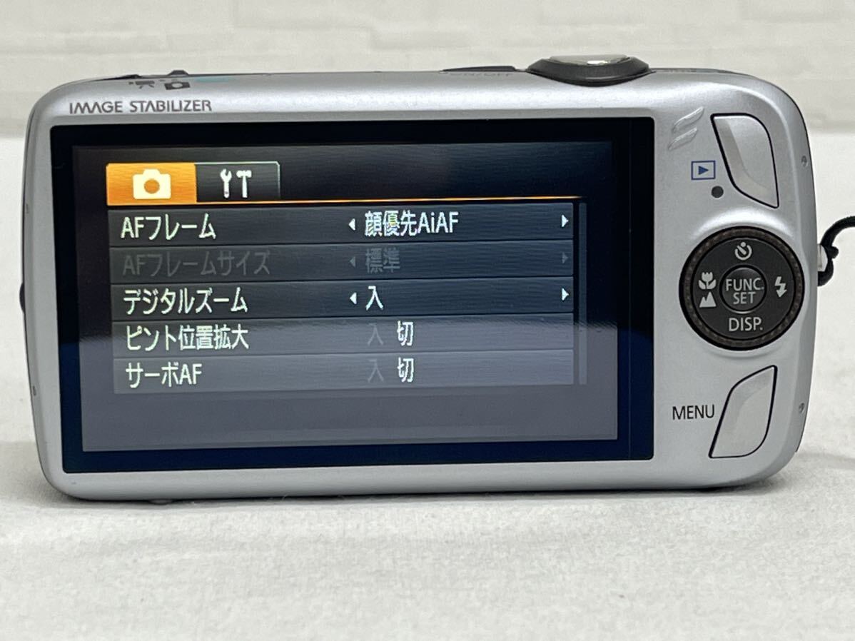 Canon IXY 930 IS デジカメ PC1437 動作OK シルバー バッテリー,アダプター,箱付きの画像3